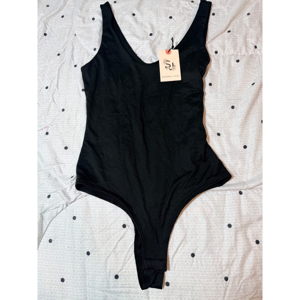 Sincerely Jules‎ Super Soft Black V-Neck Thong Bodysuit Sleeveless T56069 Small